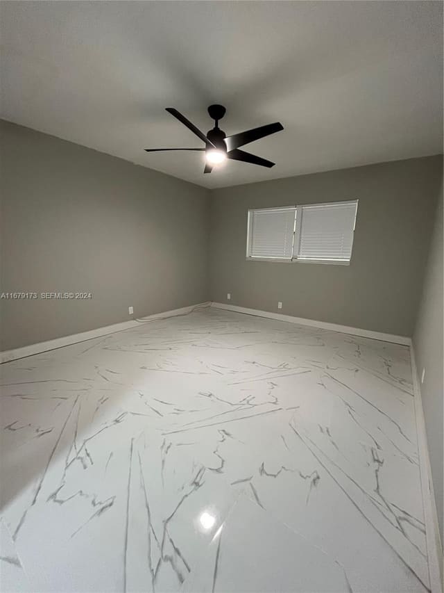 5102 NW 36th Street 605, Lauderdale Lakes, FL 33319