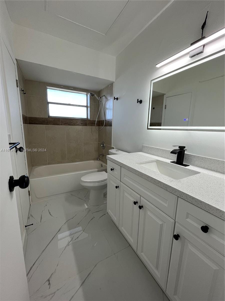 5102 NW 36th Street 605, Lauderdale Lakes, FL 33319 photo 17