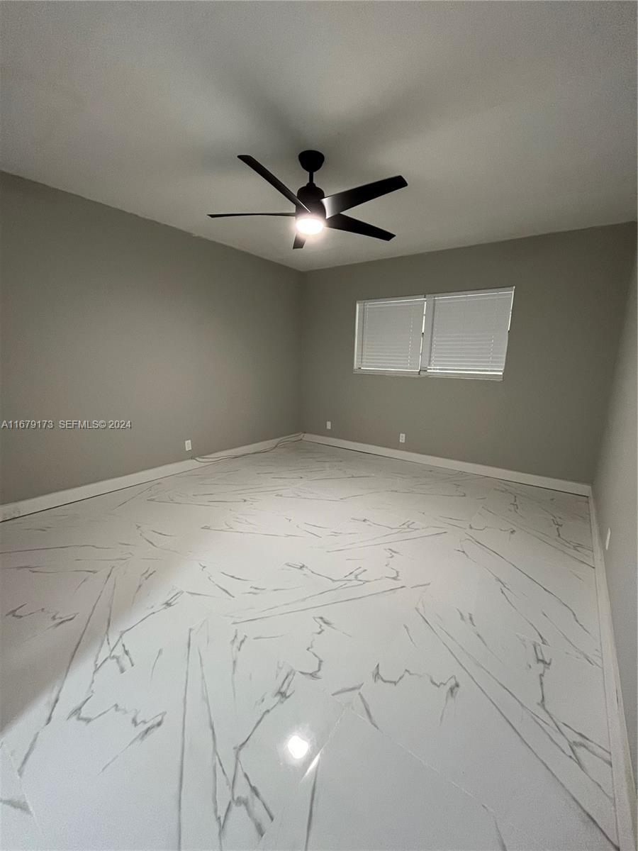 5102 NW 36th Street 605, Lauderdale Lakes, FL 33319, Lauderdale Lakes