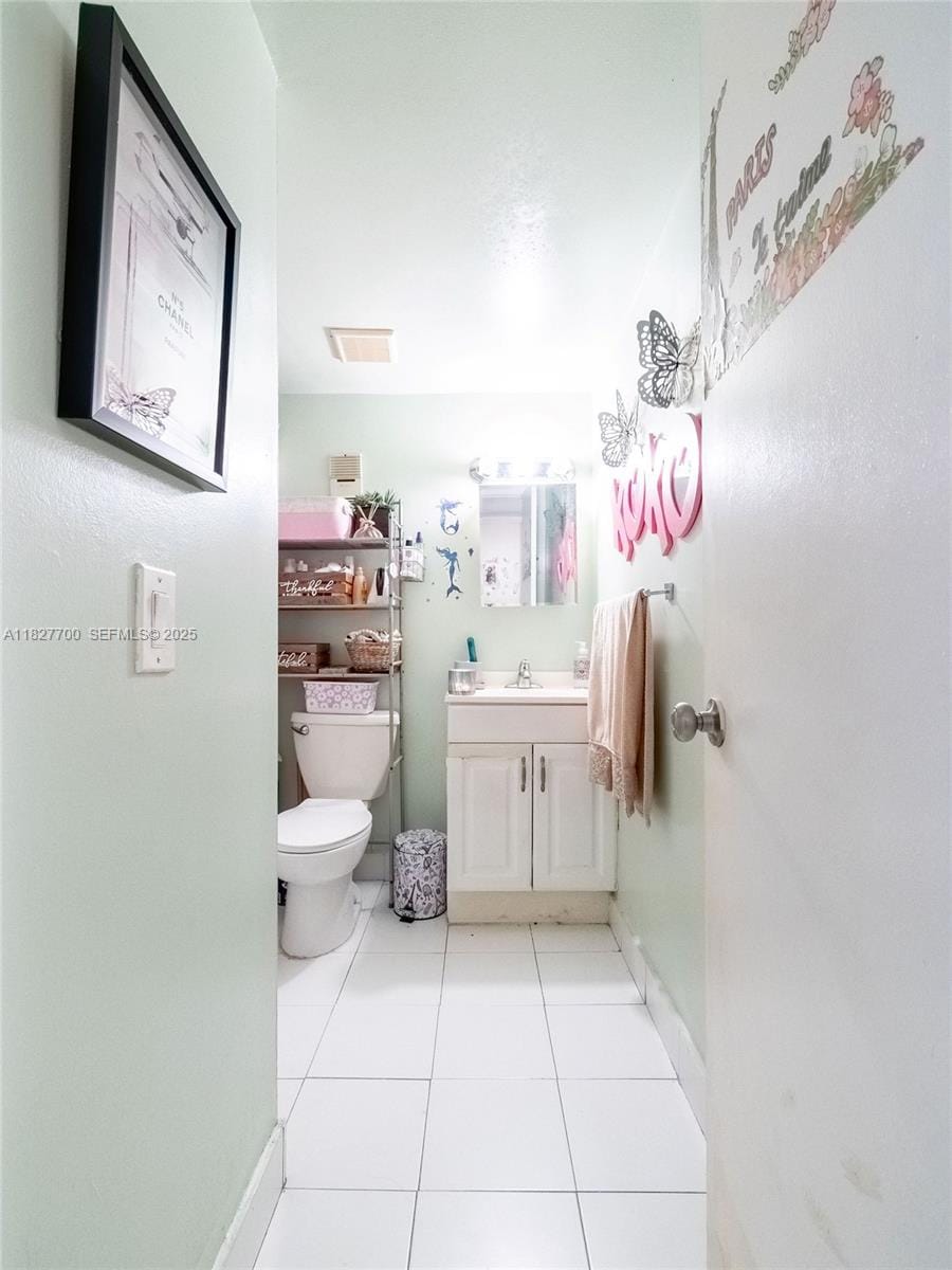 706 NW 87th Avenue 302, Miami, FL 33172 photo 13