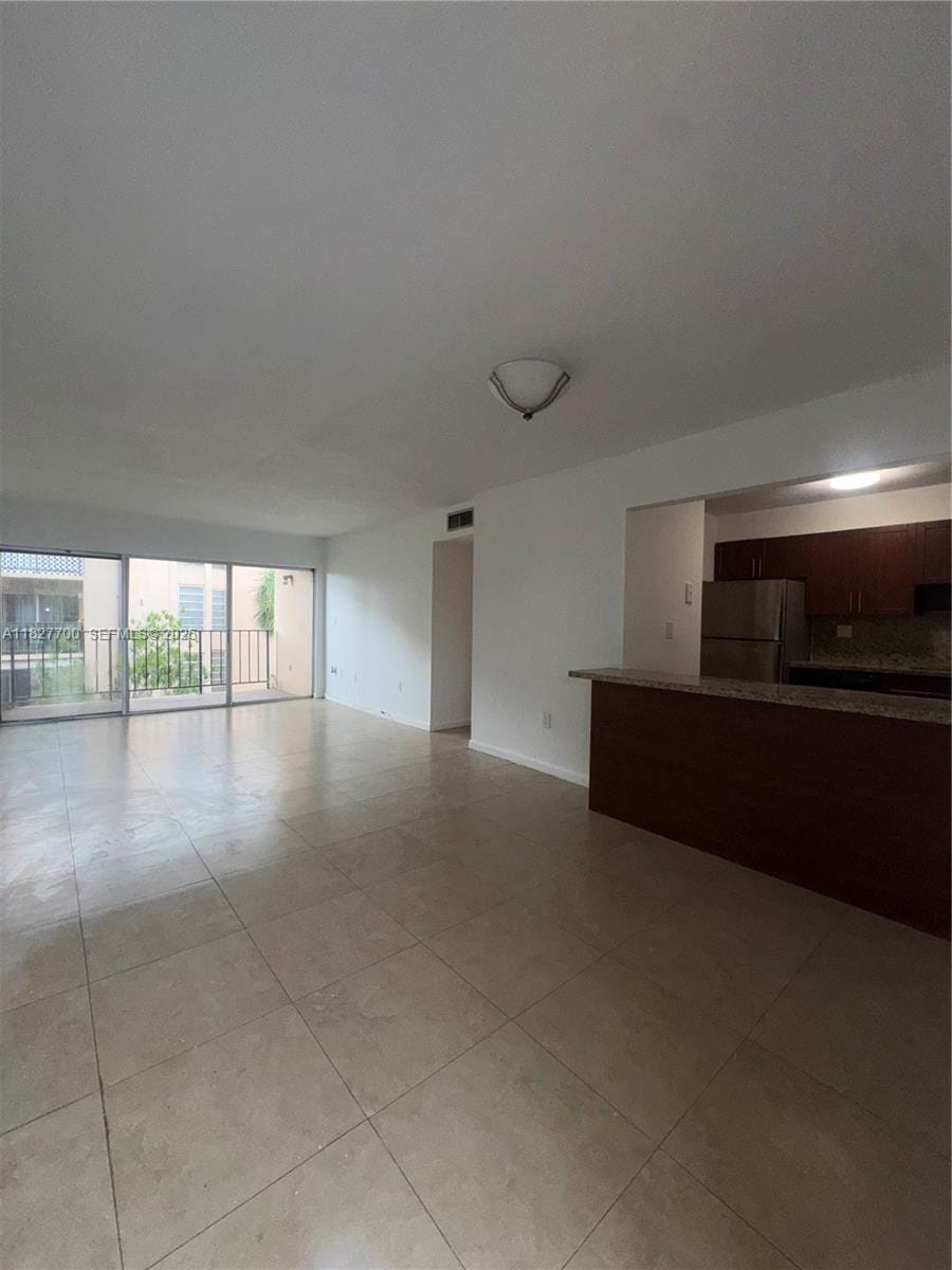 706 NW 87th Avenue 302, Miami, FL 33172 photo 19