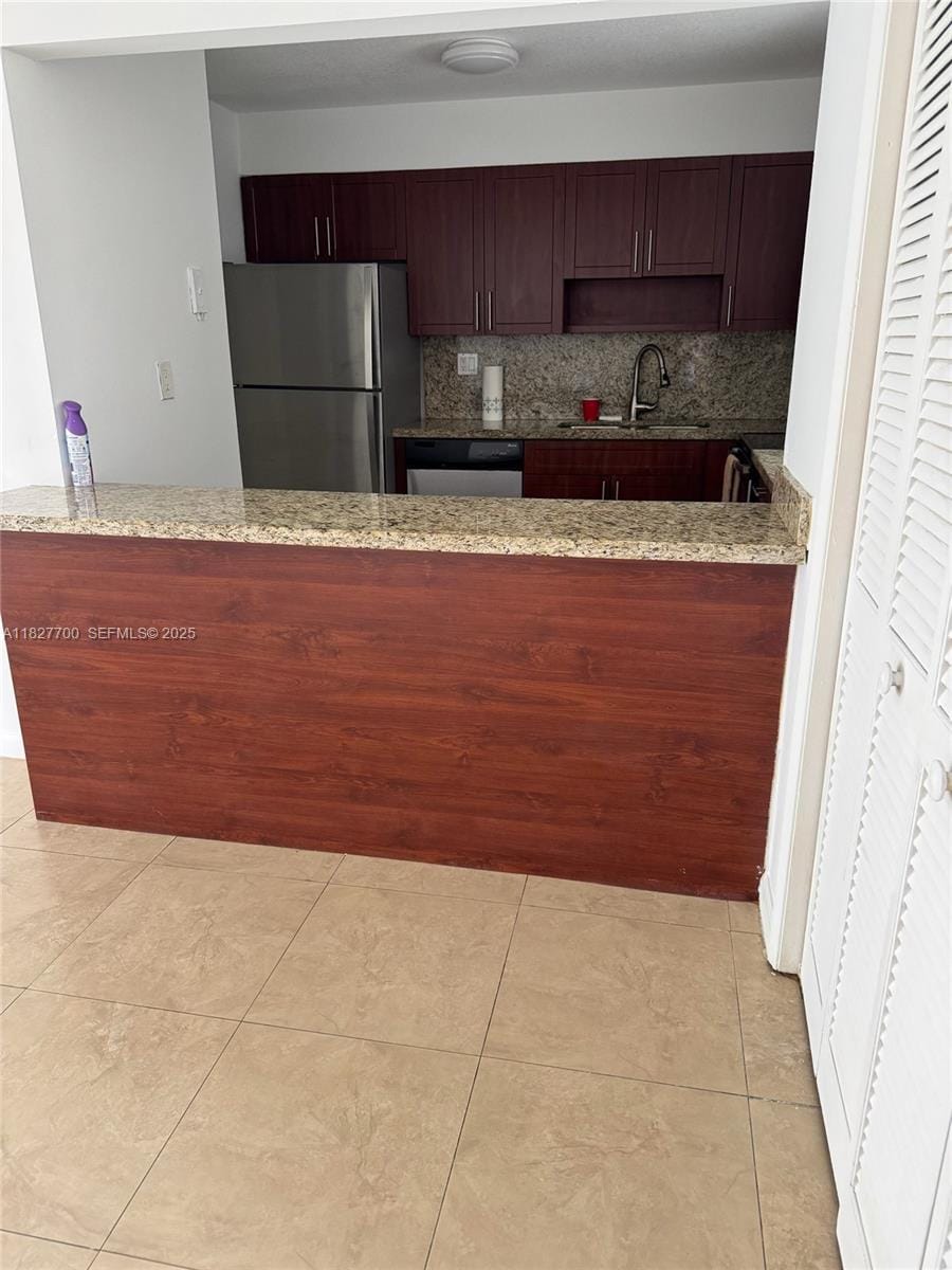 706 NW 87th Avenue 302, Miami, FL 33172 photo 20