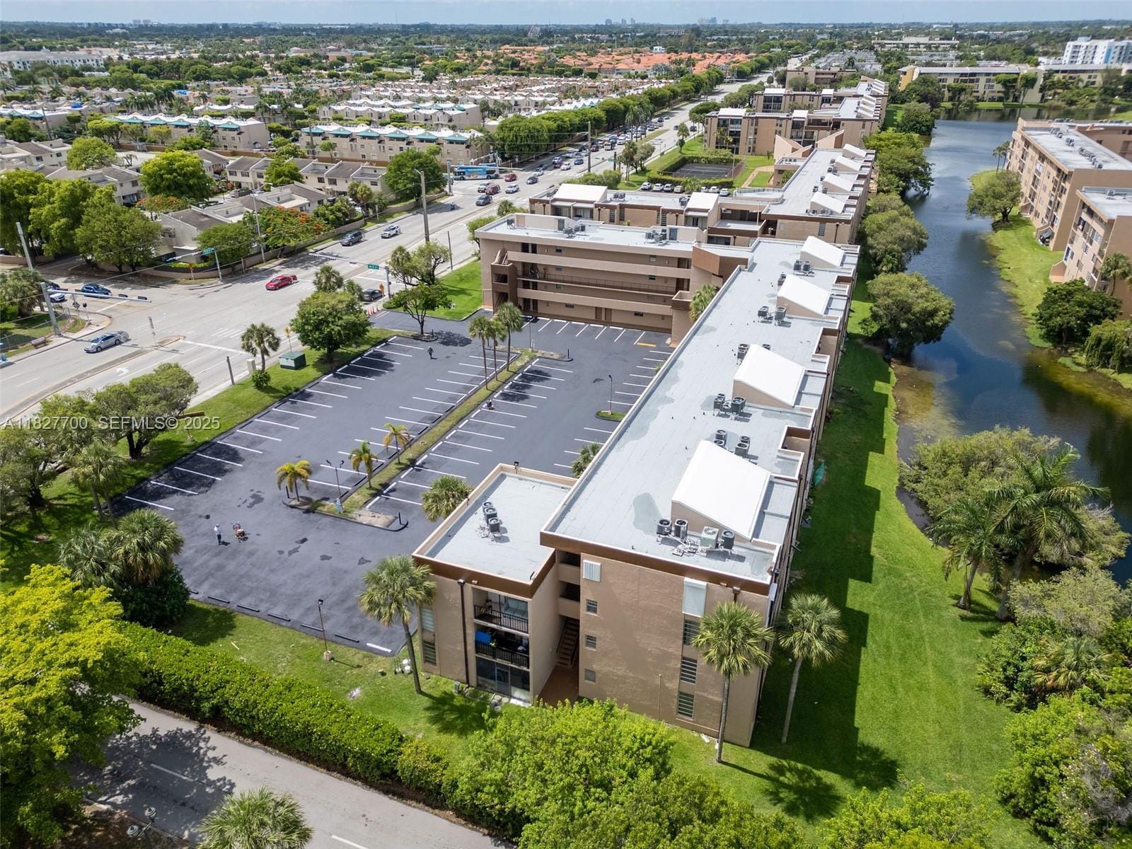 706 NW 87th Avenue 302, Miami, FL 33172 photo 29