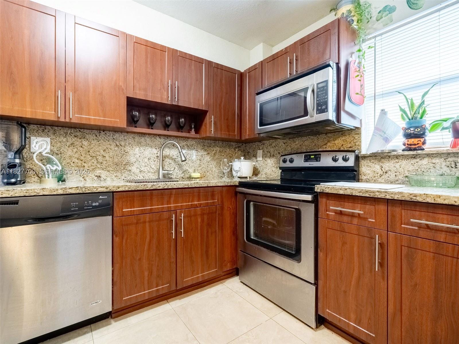 706 NW 87th Avenue 302 — photo 9