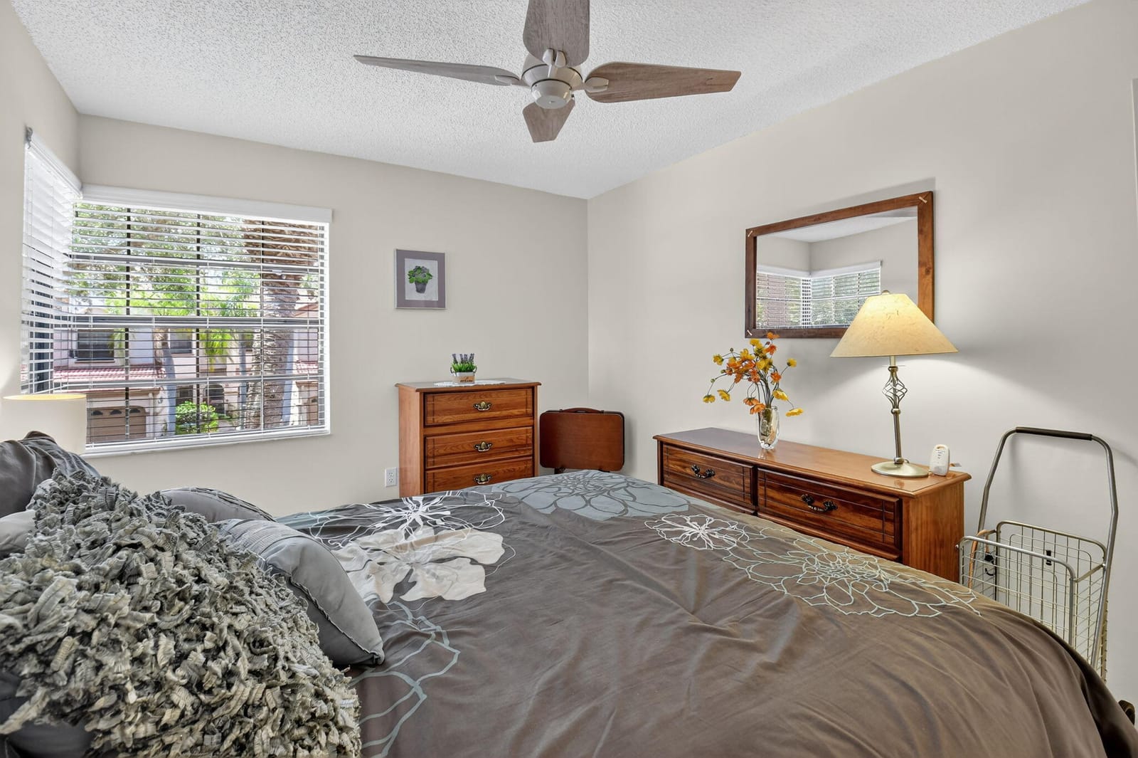 5203 Europa Drive N, Boynton Beach, FL 33437 photo 18
