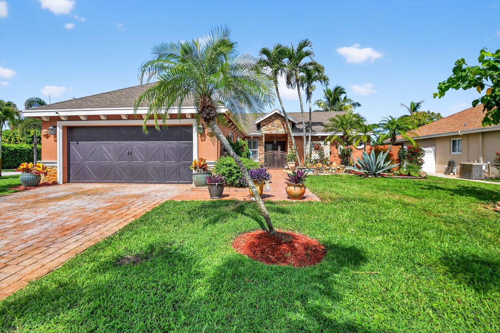 9145 Paragon Way, Boynton Beach, FL 33472