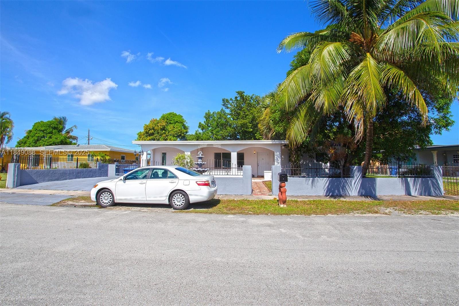 17915 NW 43rd Court, Miami Gardens, FL 33055 photo 2
