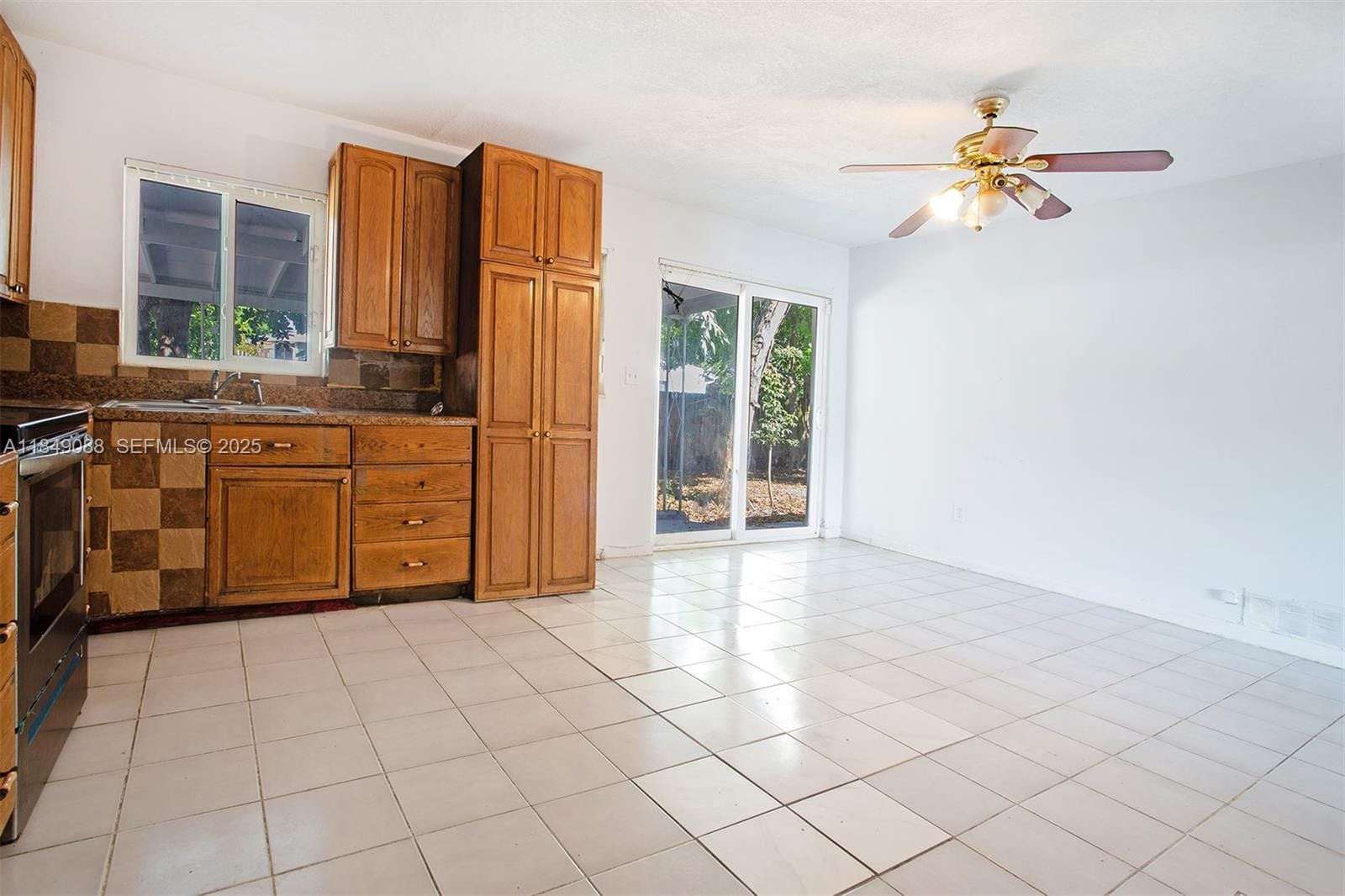 17915 NW 43rd Court, Miami Gardens, FL 33055 photo 7