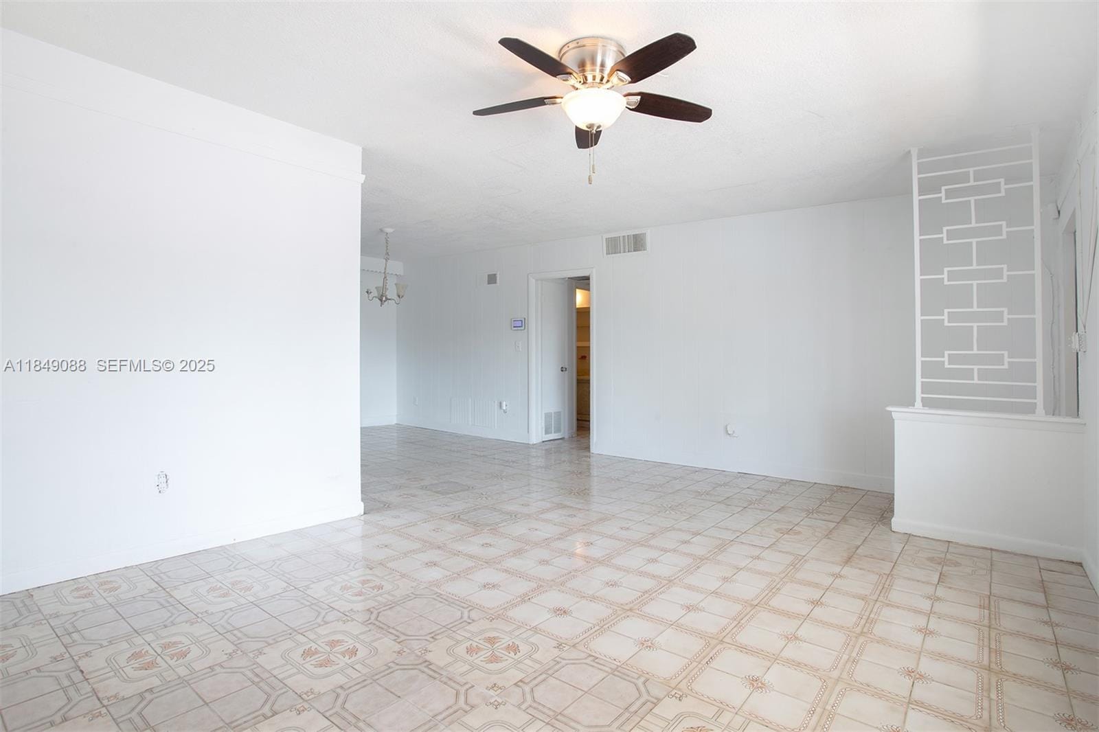 17915 NW 43rd Court, Miami Gardens, FL 33055 photo 10