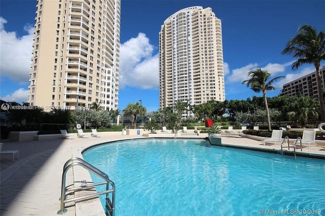 888 Brickell Key Drive 600, Miami, FL 33131