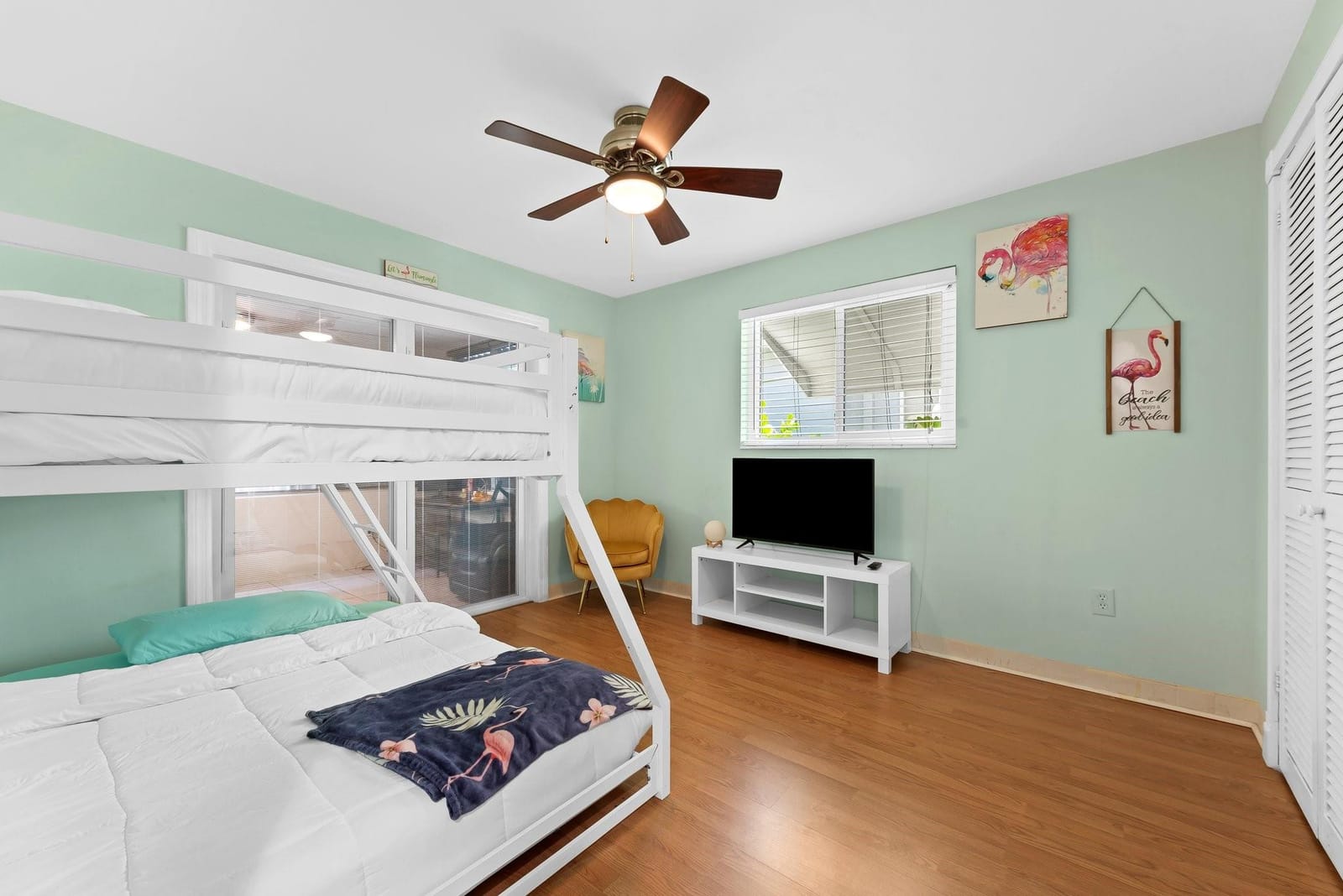 41 NE 47th Court, Oakland Park, FL 33334 photo 9
