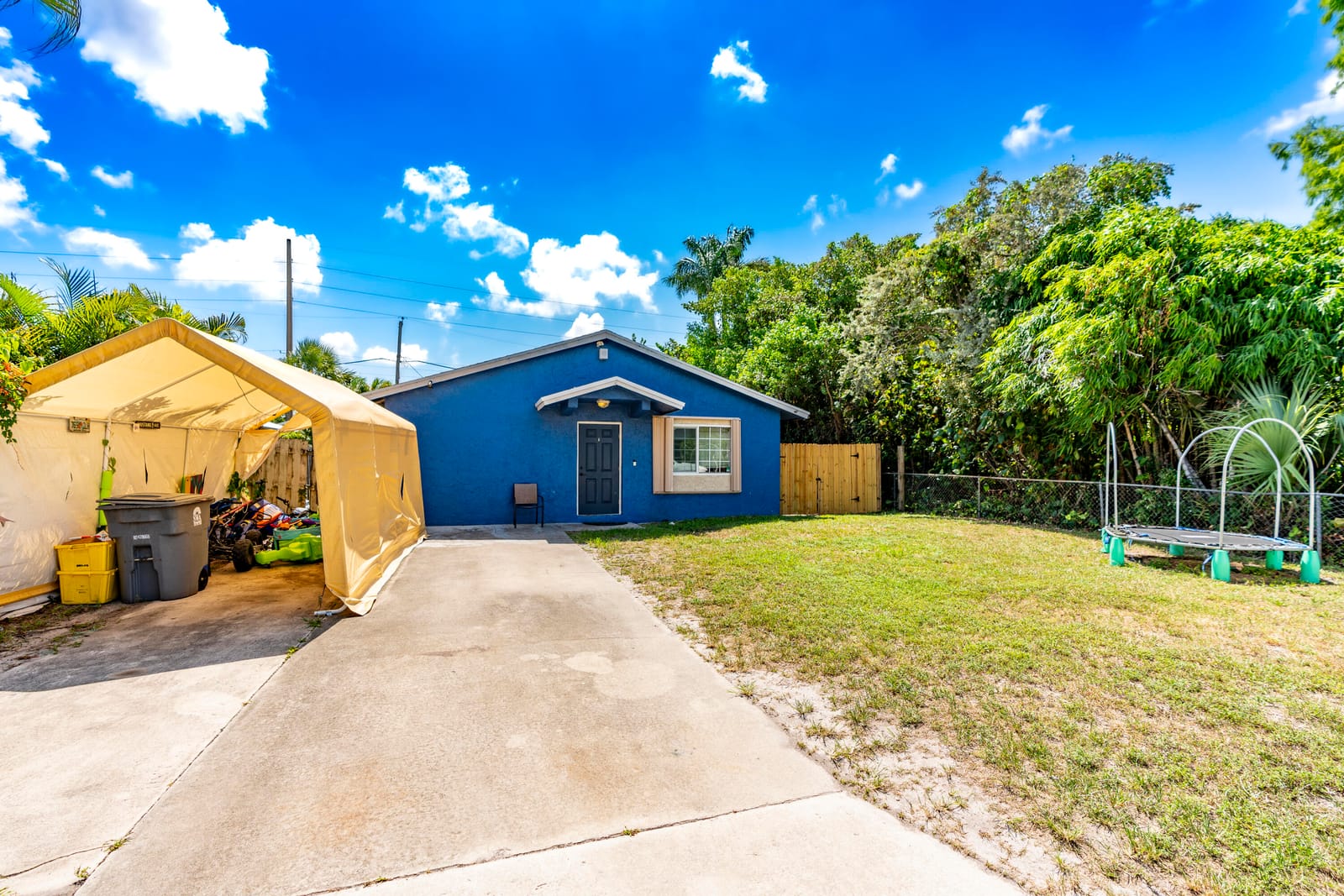 7723 4th Terrace, Lake Worth, FL 33463 photo 2