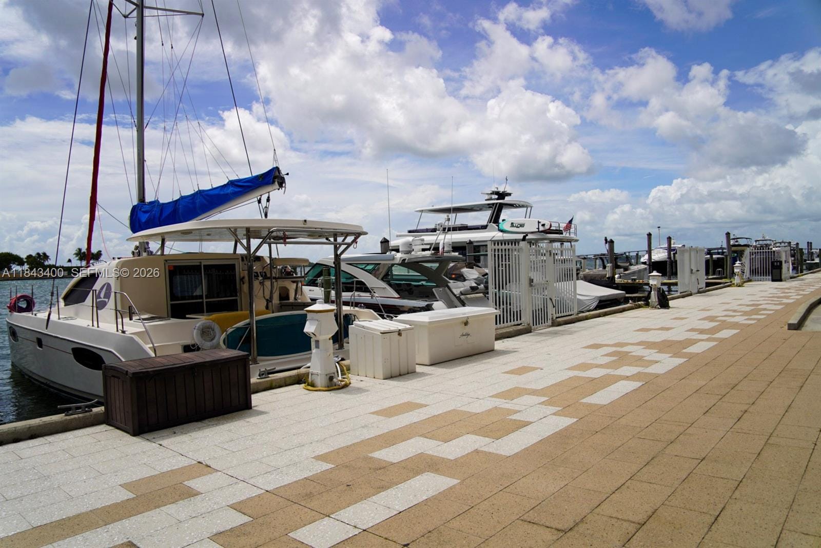 801 Brickell Bay Drive — photo 12