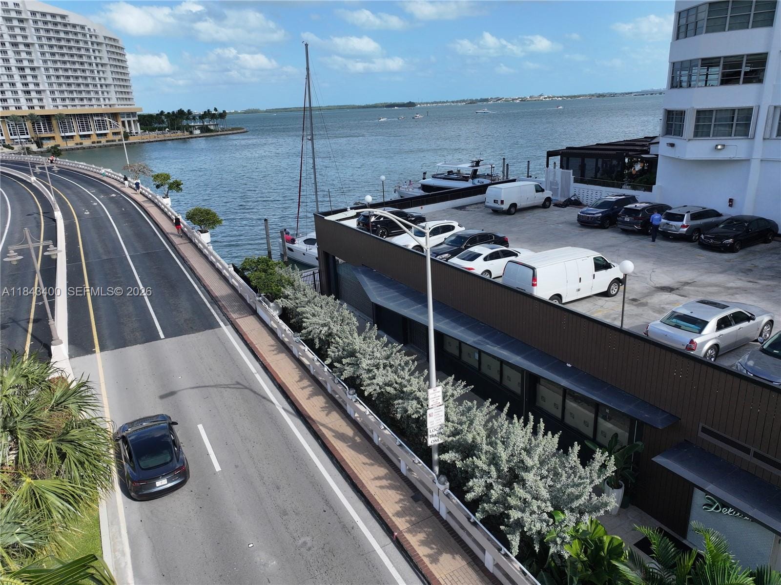 801 Brickell Bay Drive — photo 6