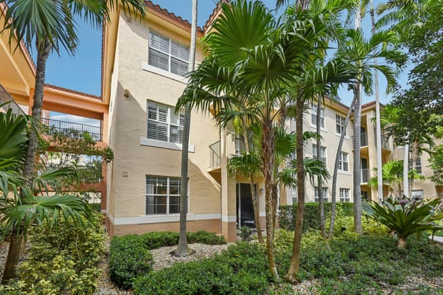 1805 N Flagler Drive 102, West Palm Beach, FL 33407