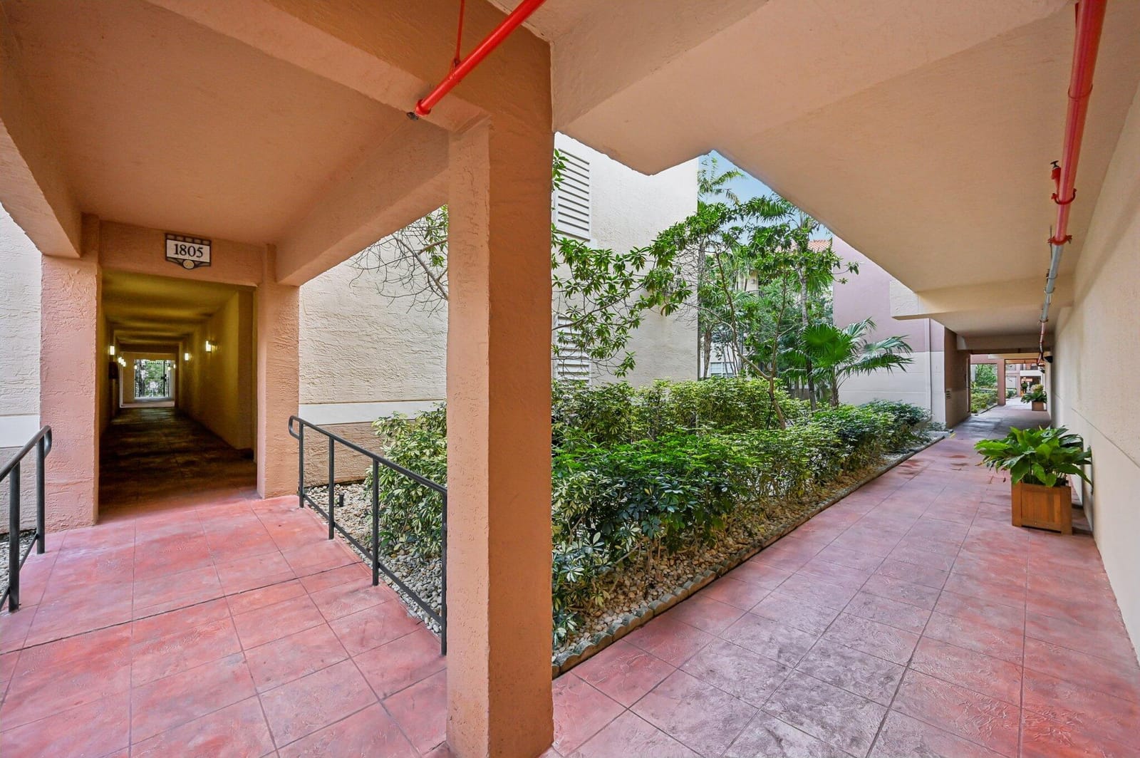 1805 N Flagler Drive 102, West Palm Beach, FL 33407 photo 4