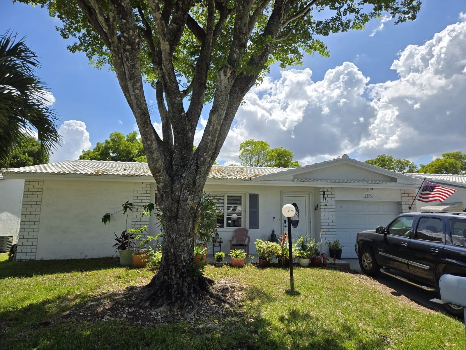 1025 NW 90th Way, Plantation, FL 33322