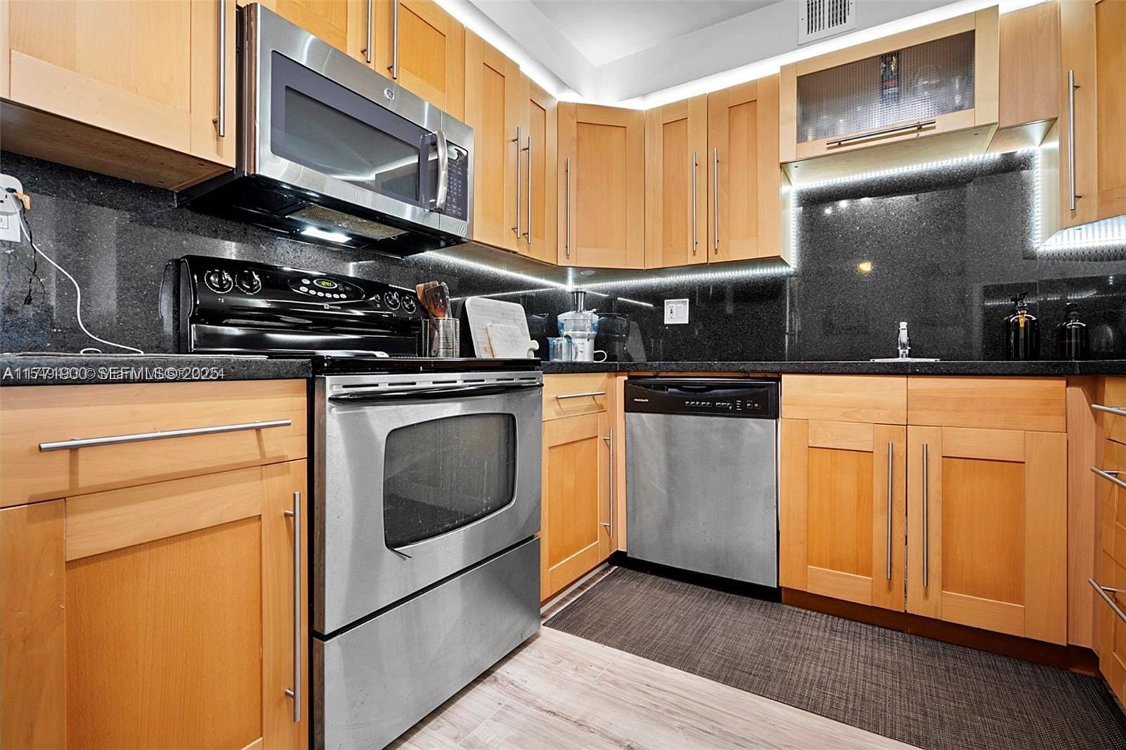2780 NE 183rd Street 1906, Aventura, FL 33160 photo 12