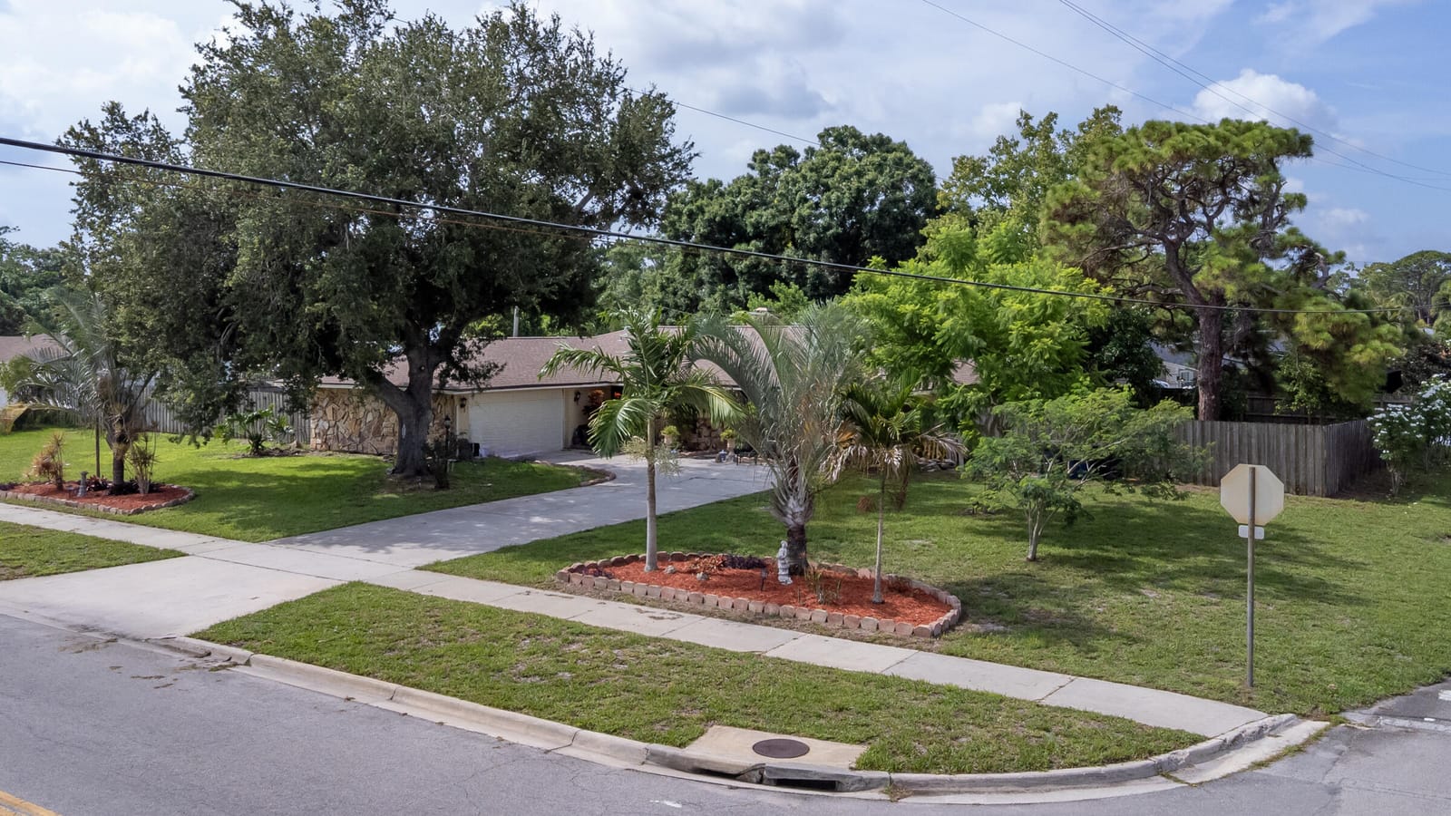 903 Grandview Blvd, Fort Pierce, FL 34982 photo 3