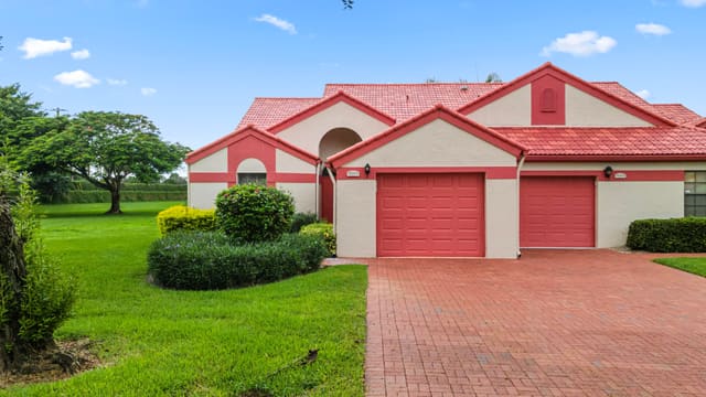 7624 Lexington Club Boulevard A, Delray Beach, FL 33446