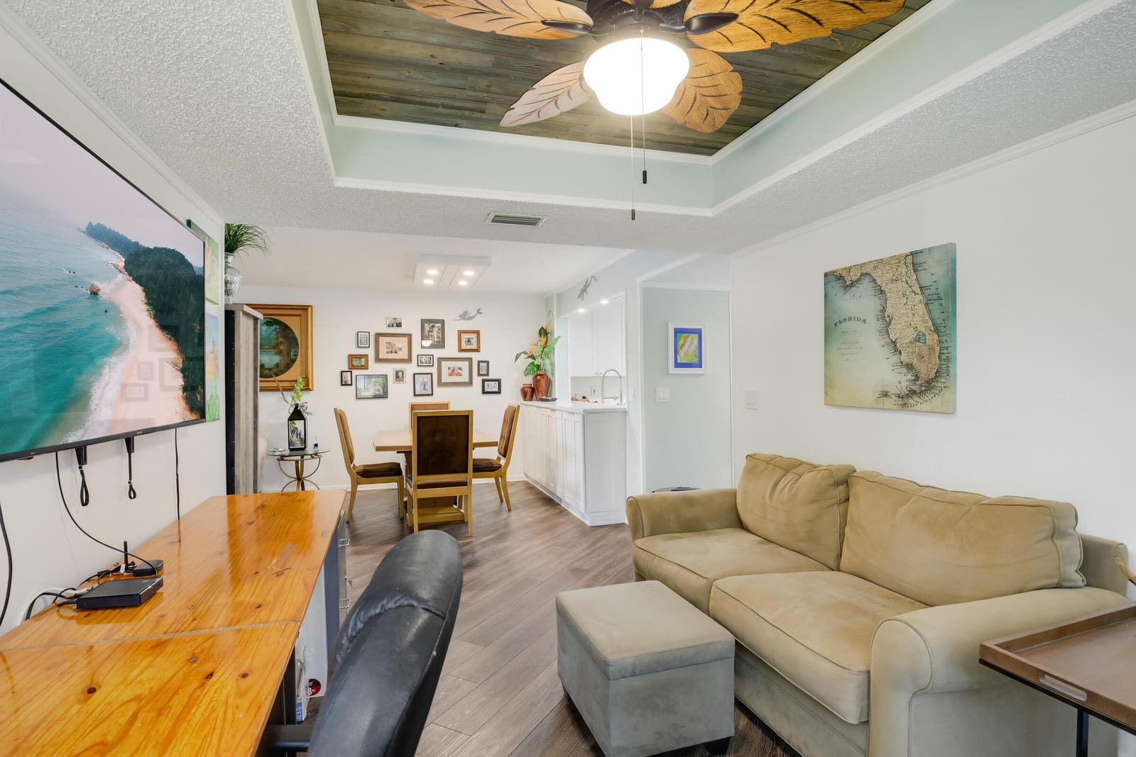 4745 Lucerne Lakes Boulevard 101, Lake Worth, FL 33467 photo 11