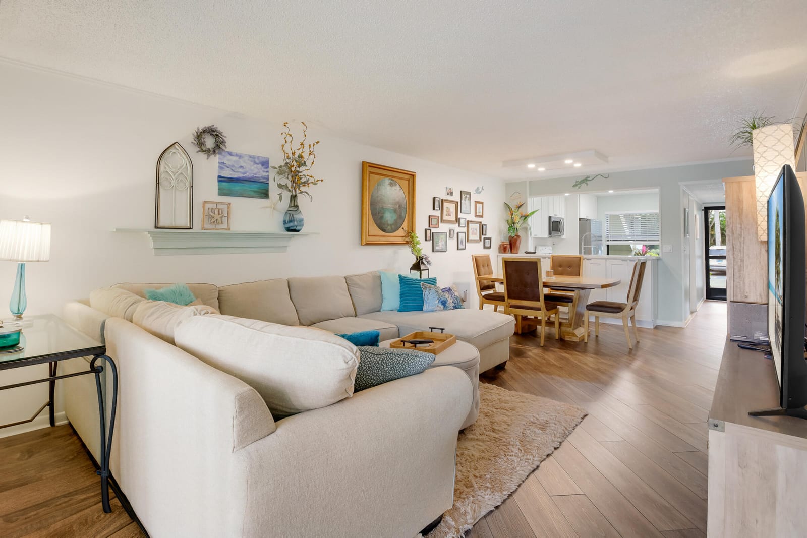 4745 Lucerne Lakes Boulevard 101, Lake Worth, FL 33467 photo 9