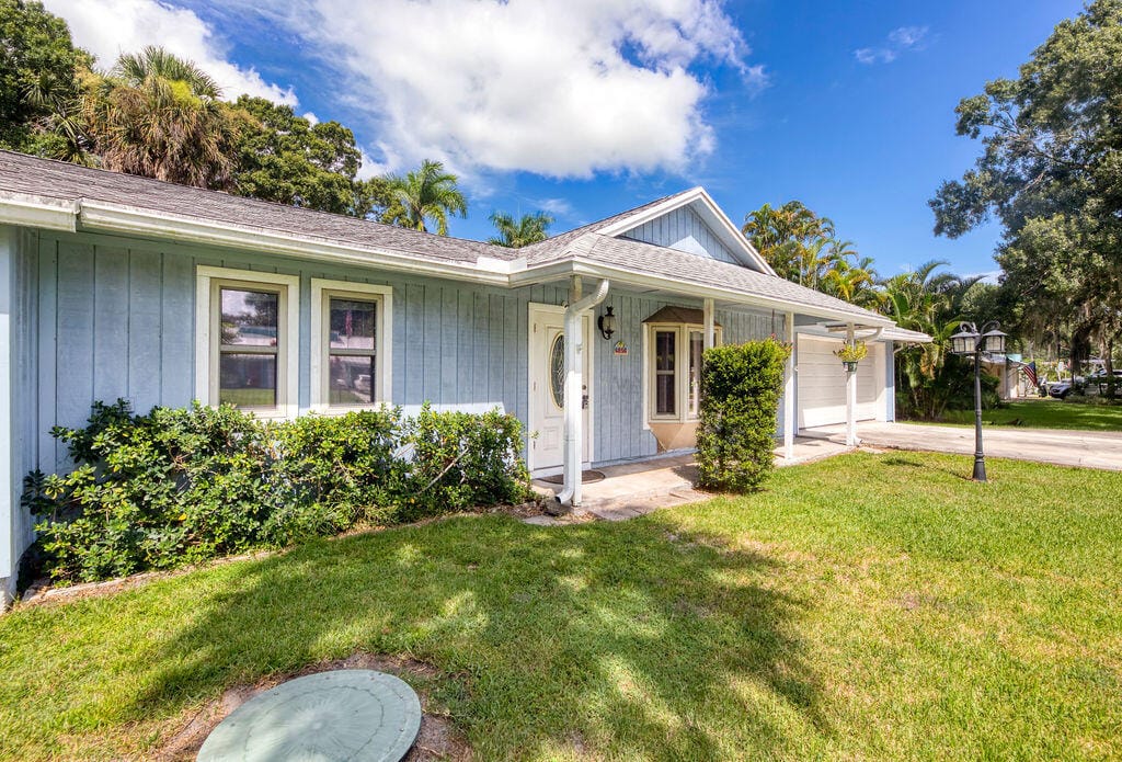 6856 SW Chase Court, Stuart, FL 34997 photo 4