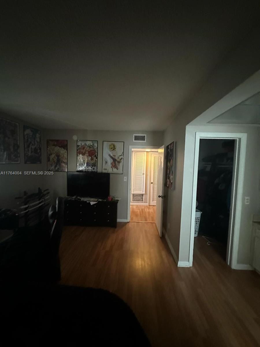 2101 NE 68th Street 204, Fort Lauderdale, FL 33308 photo 6