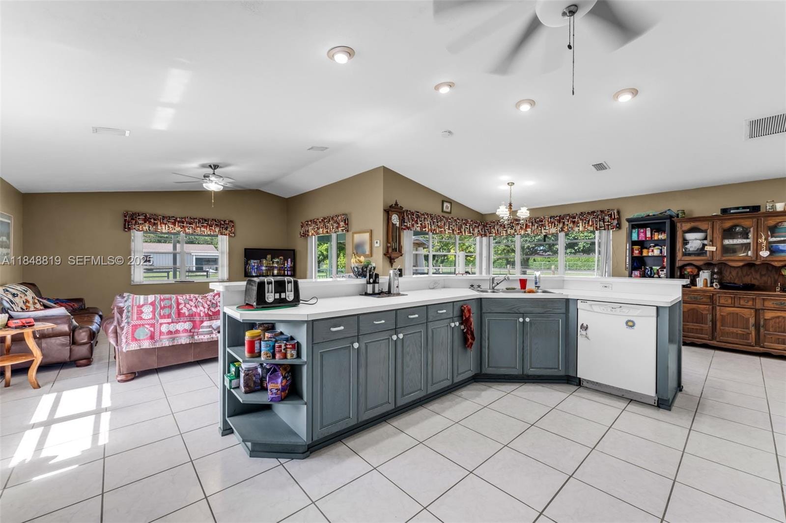 19205 SW 222nd Street, Miami, FL 33170 photo 8