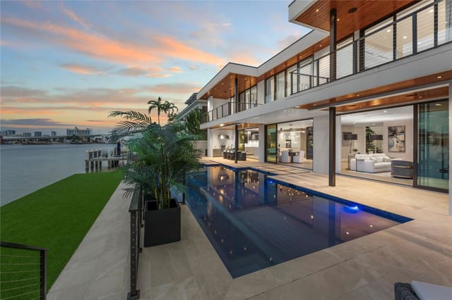 1957 Harbourview Drive, sold in Harbour Heights Add, Fort Lauderdale, FL