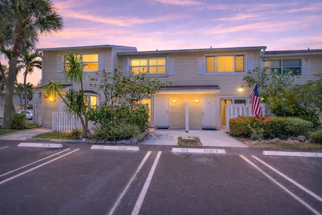 2623 NE 15th Street 2623, Pompano Beach, FL 33062