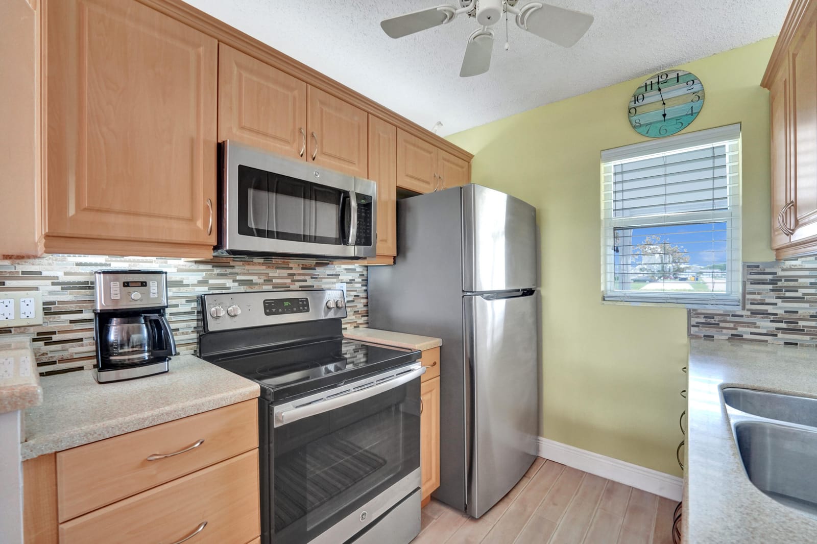 1804 Ocean Drive 109, Boynton Beach, FL 33426 photo 11