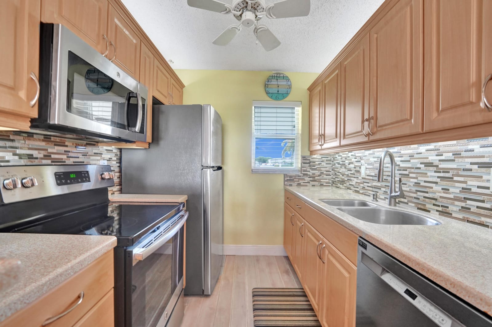 1804 Ocean Drive 109, Boynton Beach, FL 33426 photo 9