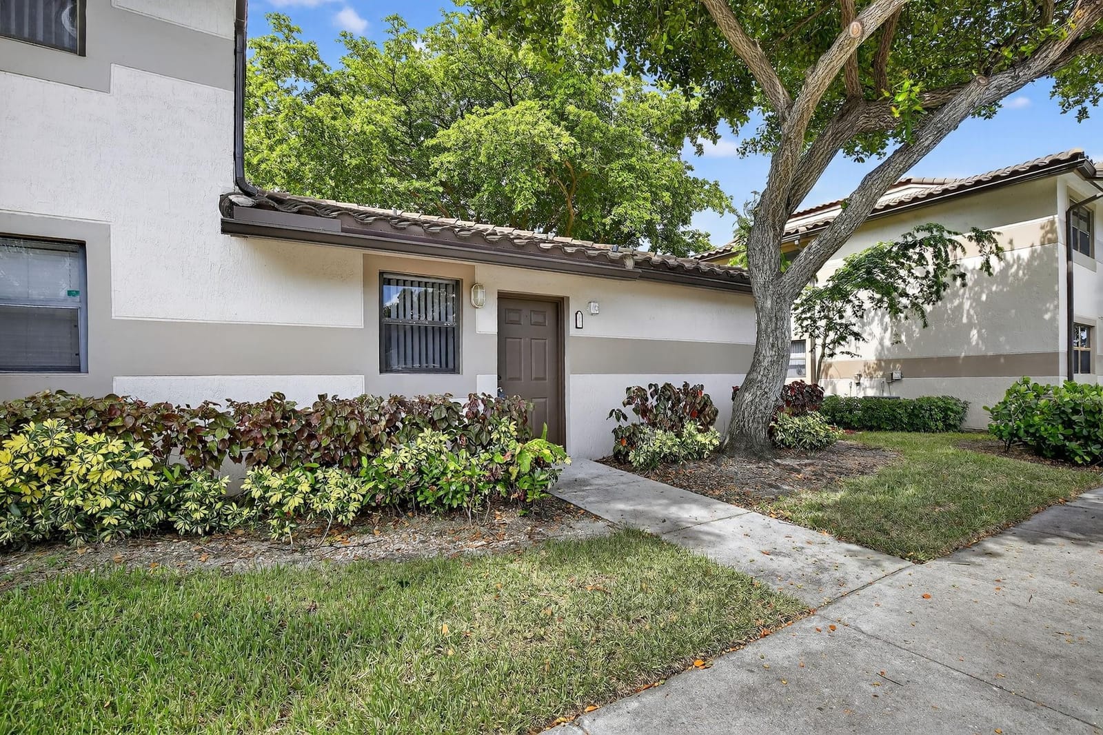 9953 Nob Hill Court 9953, Sunrise, FL 33351