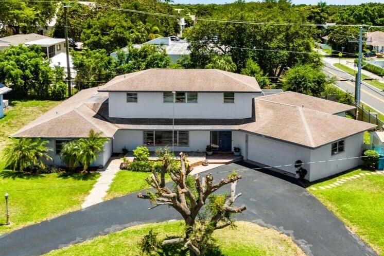 620 Mission Hill Road, Boynton Beach, FL 33435