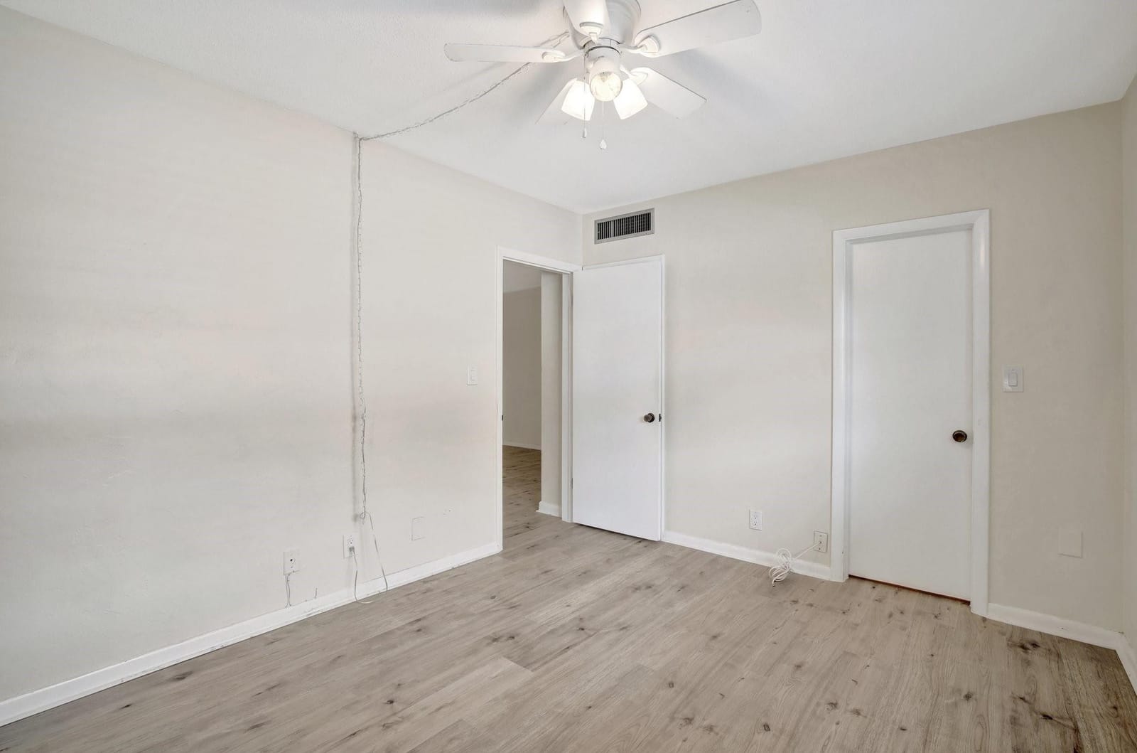 917 NE 16th Avenue 7 — photo 12