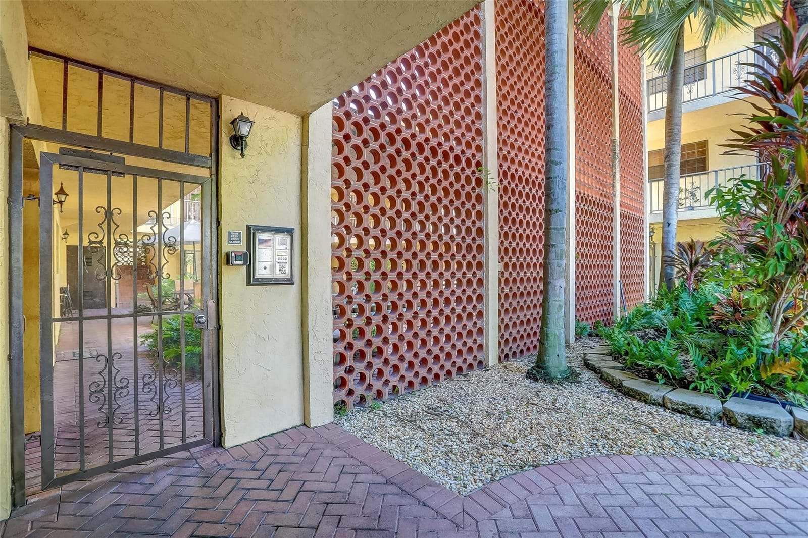 917 NE 16th Avenue 7, Fort Lauderdale, FL 33304 photo 24