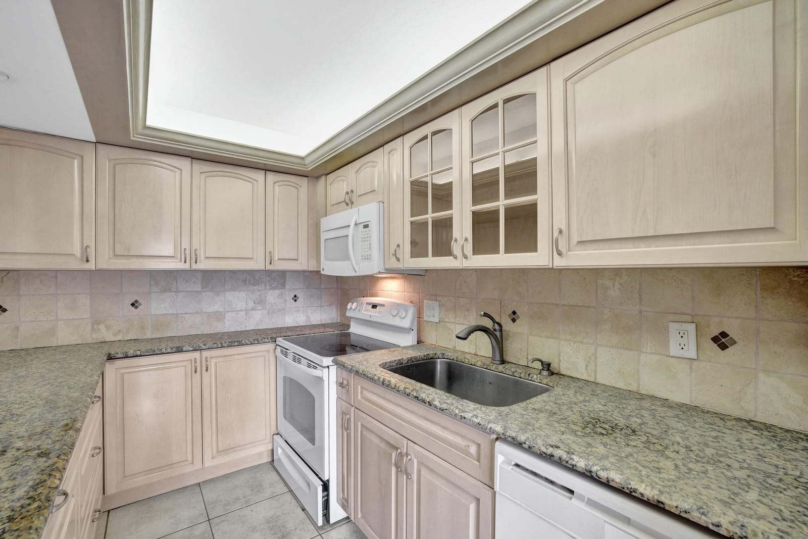 917 NE 16th Avenue 7, Fort Lauderdale, FL 33304 photo 27