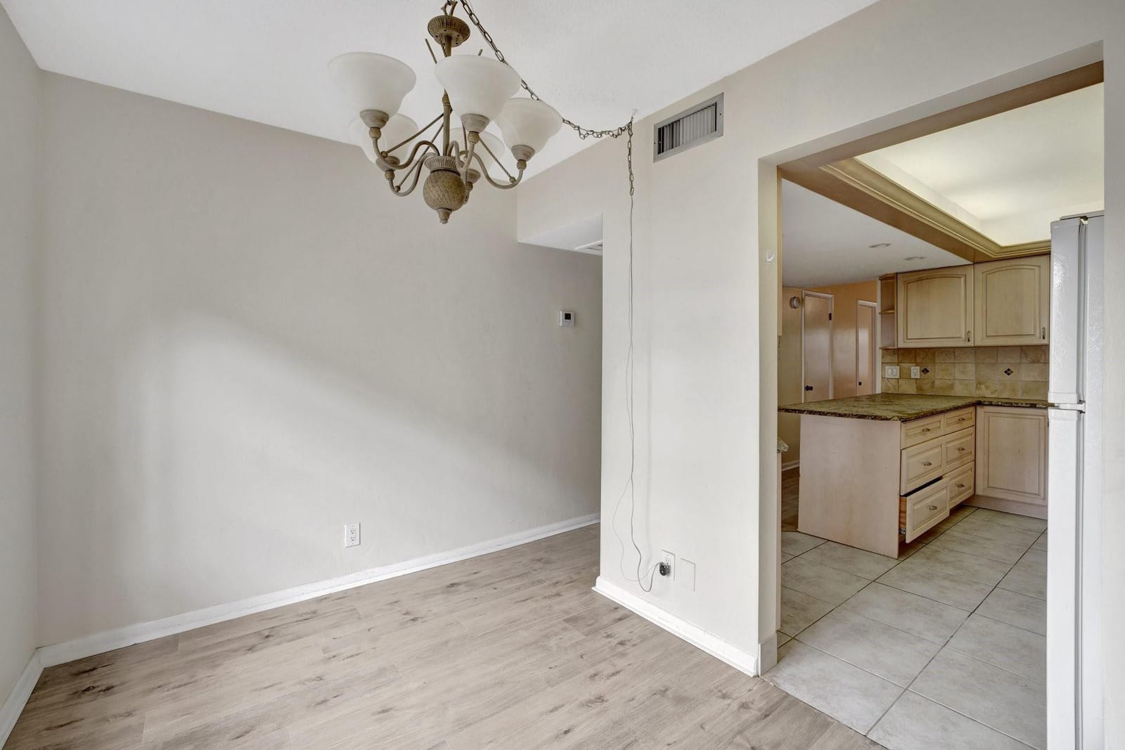917 NE 16th Avenue 7 — photo 6