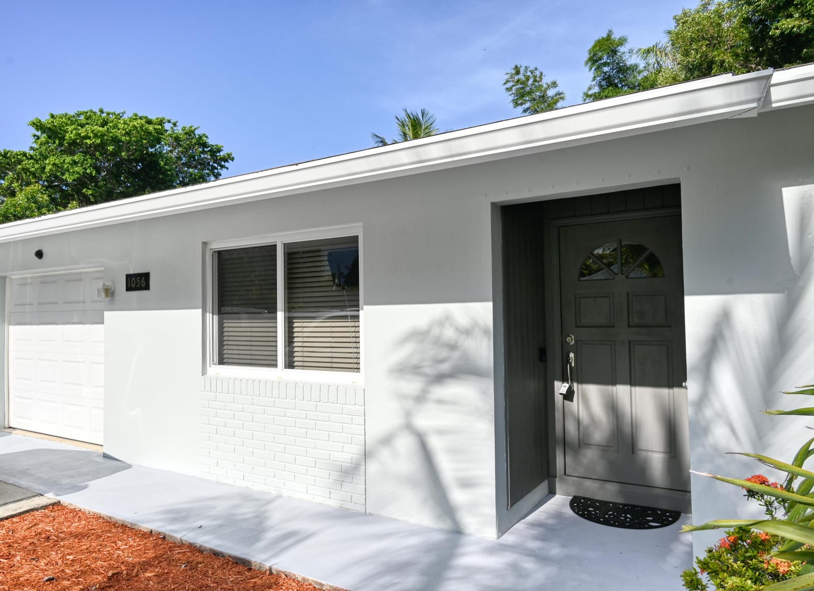 1056 Cheryl Road, Haverhill, FL 33417 photo 3