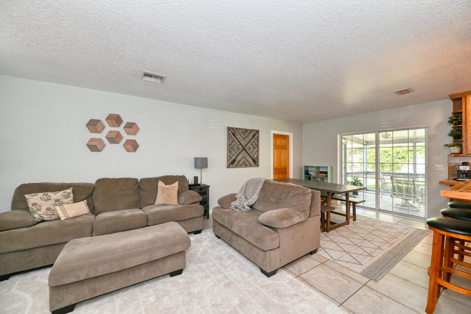 1056 Cheryl Road, Haverhill, FL 33417 photo 5