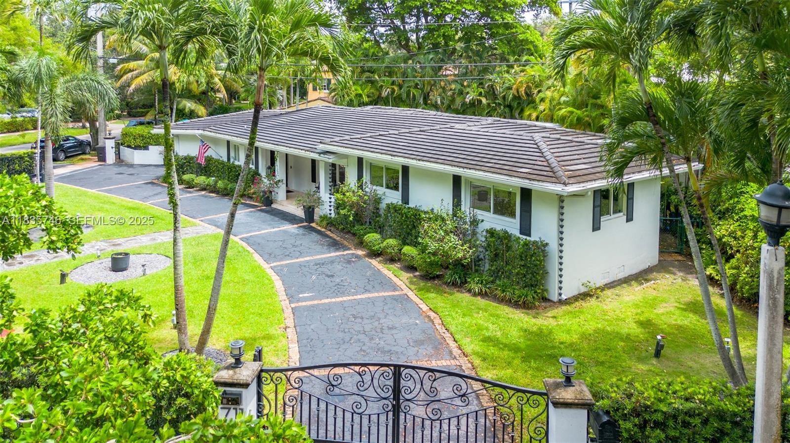 711 Sunset Road, Coral Gables, FL 33143 photo 5