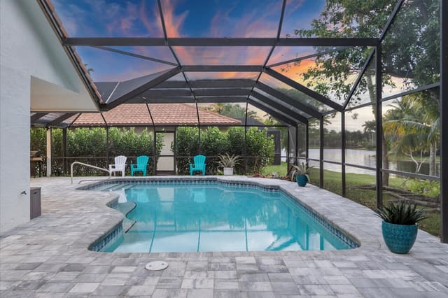 1041 Woodfall Court, Weston, FL 33326