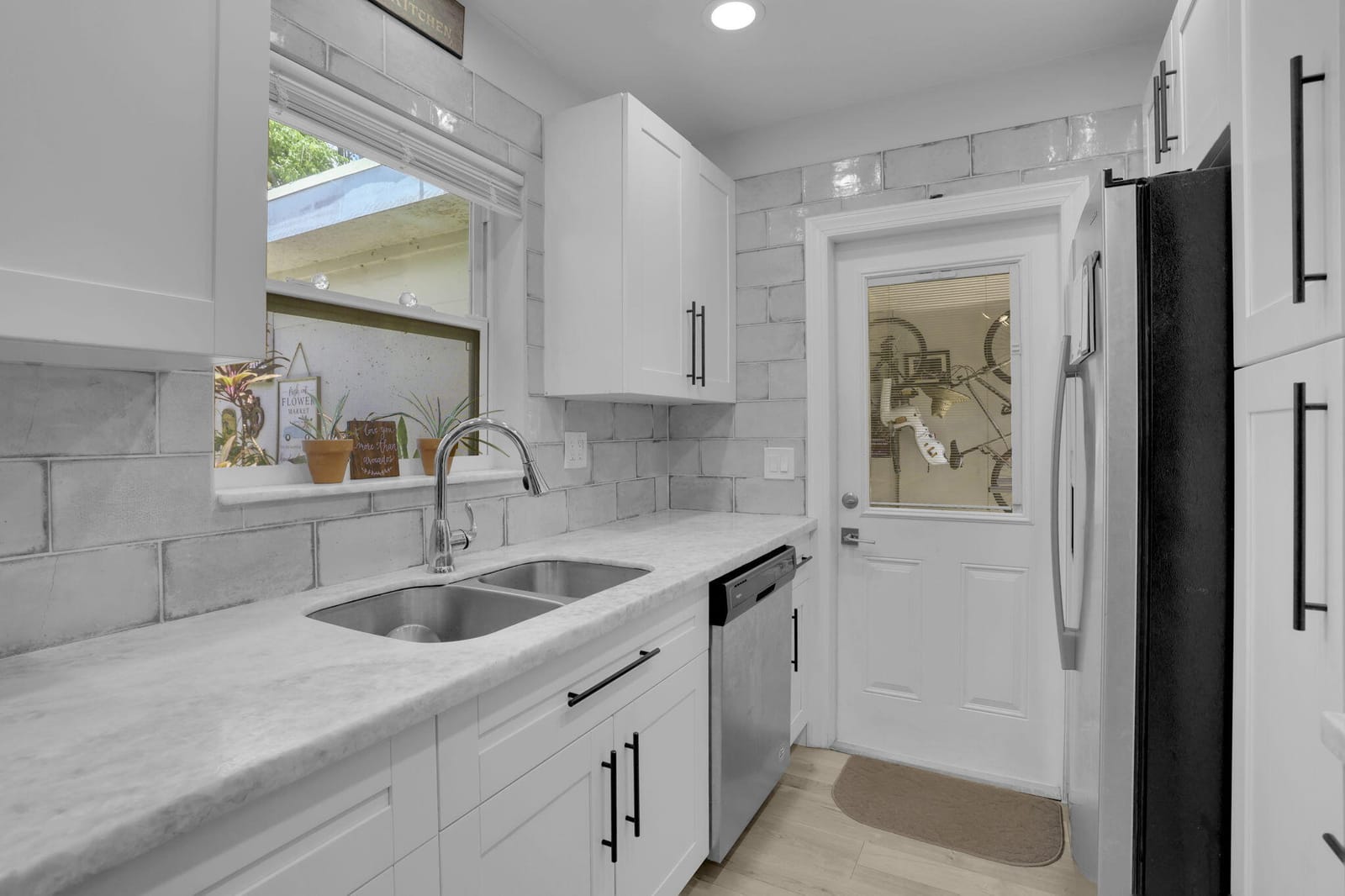 1707 High Ridge Road — photo 12