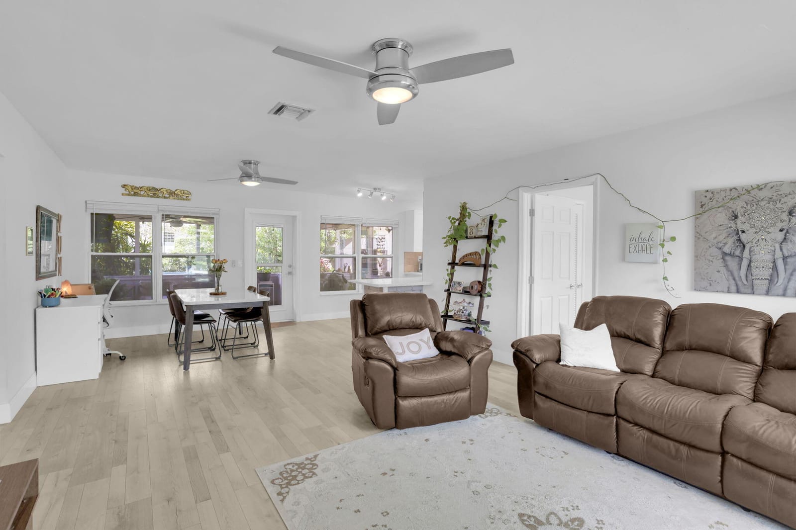 1707 High Ridge Road — photo 4
