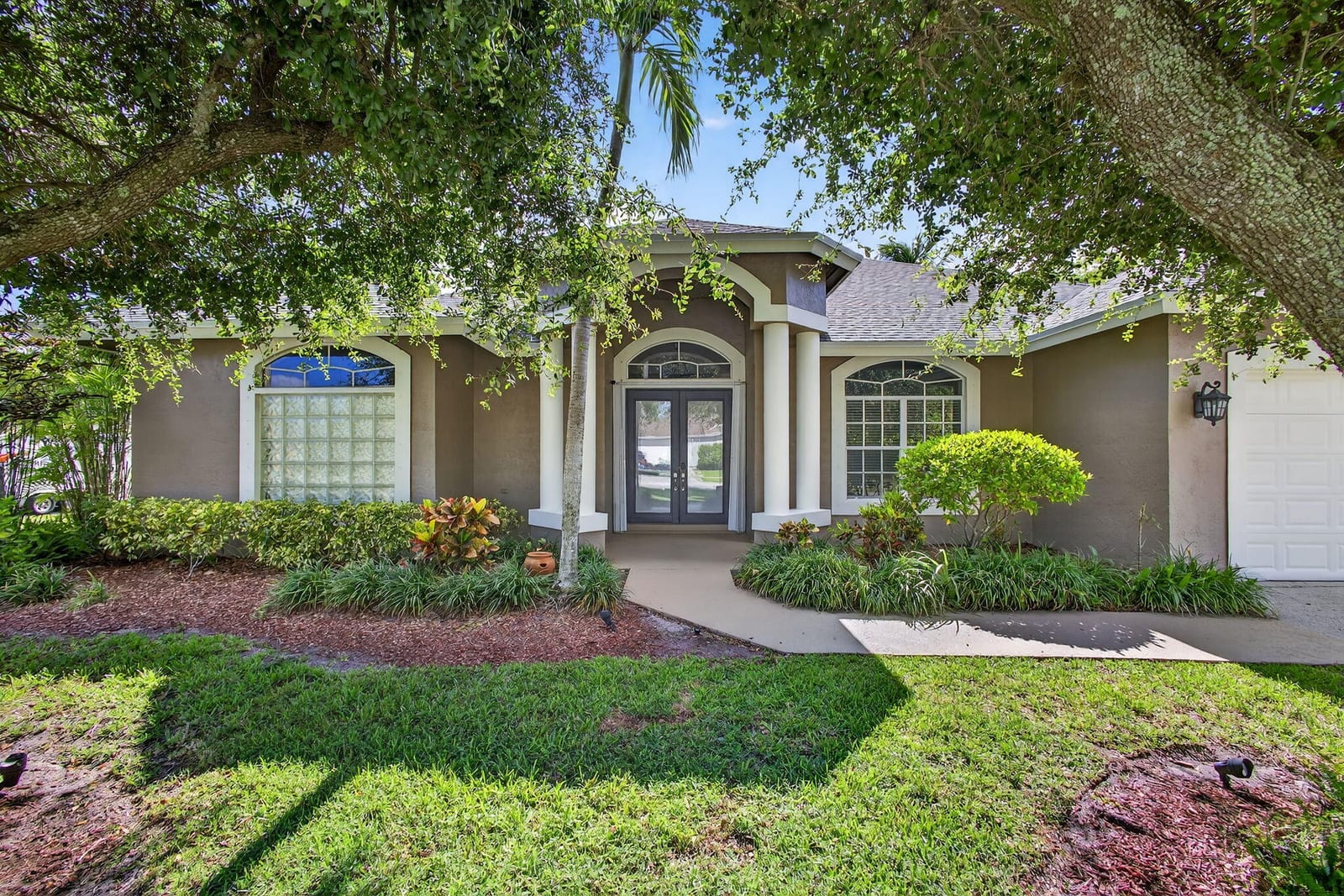1500 Firethorn Drive, Wellington, FL 33414