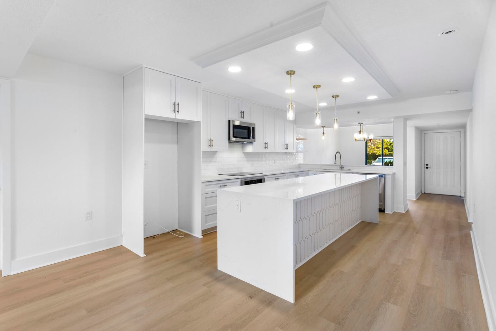 601 SEAFARER Circle 101 — photo 7