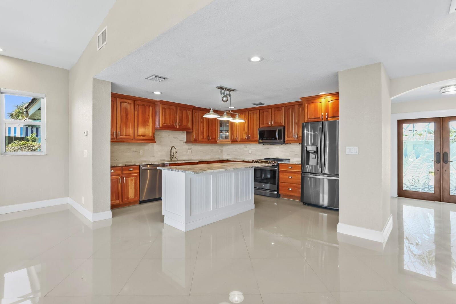 1555 SE 7 Street, Deerfield Beach, FL 33441 photo 11