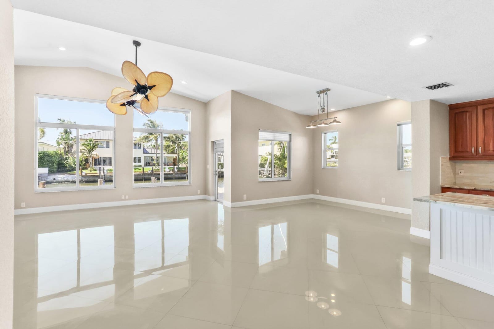 1555 SE 7 Street, Deerfield Beach, FL 33441 photo 17