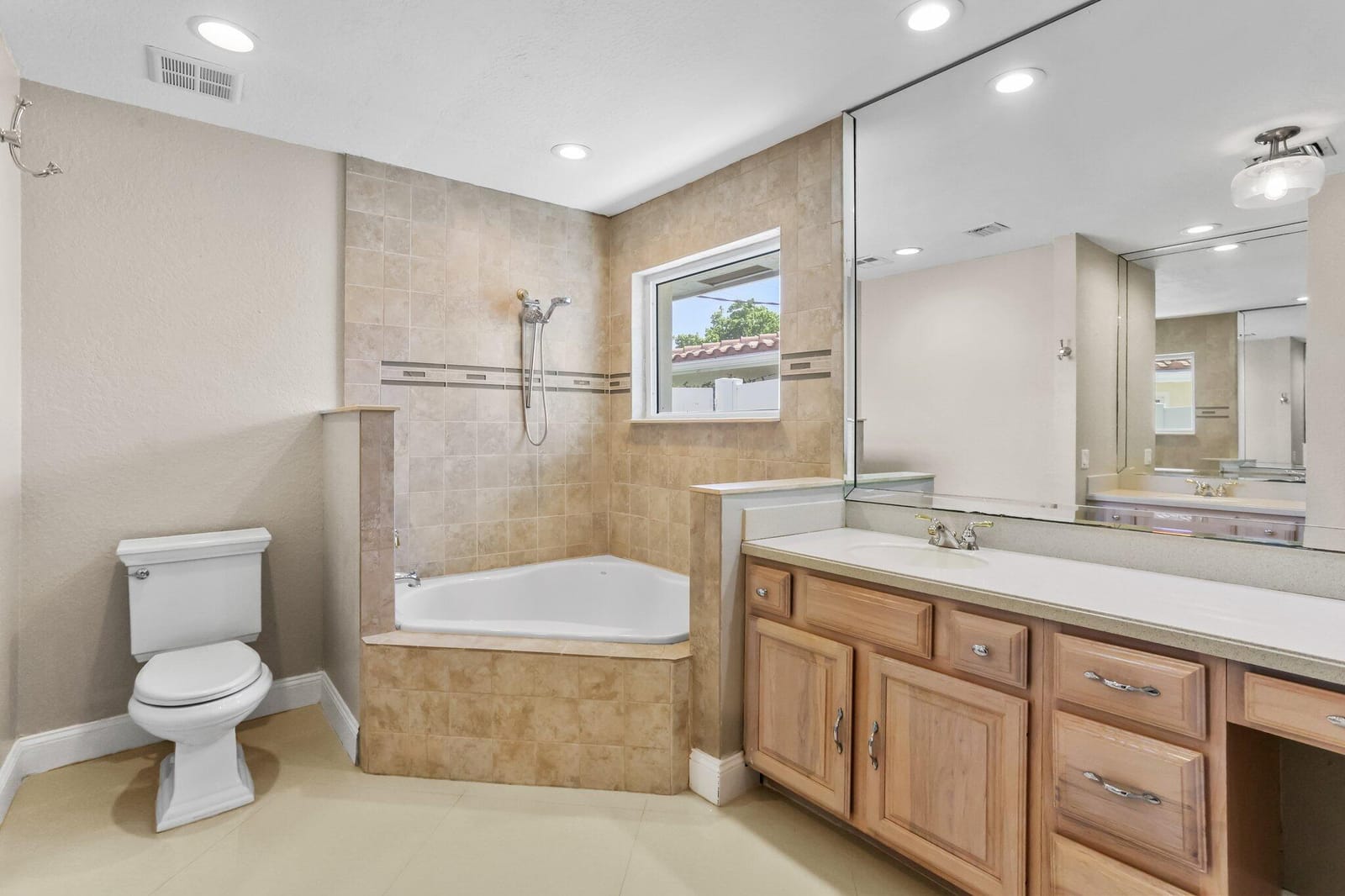 1555 SE 7 Street, Deerfield Beach, FL 33441 photo 22